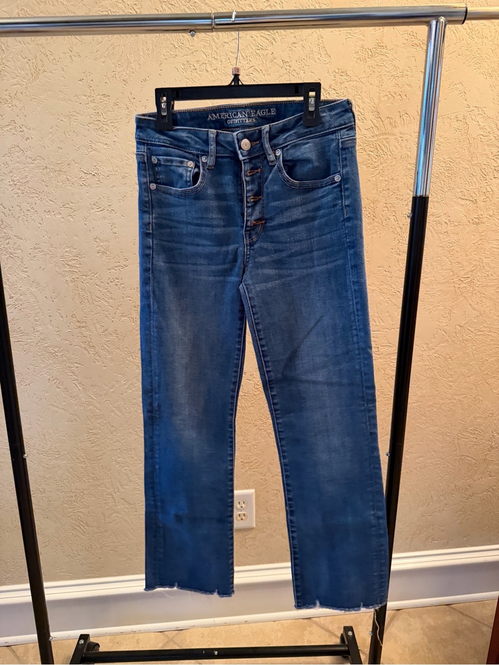 American Eagle Outfitters Medium Blue Straight Crop Leg Jeans with Raw Hem
